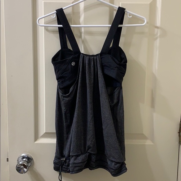 Lululemon workout tank - Picture 4 of 5